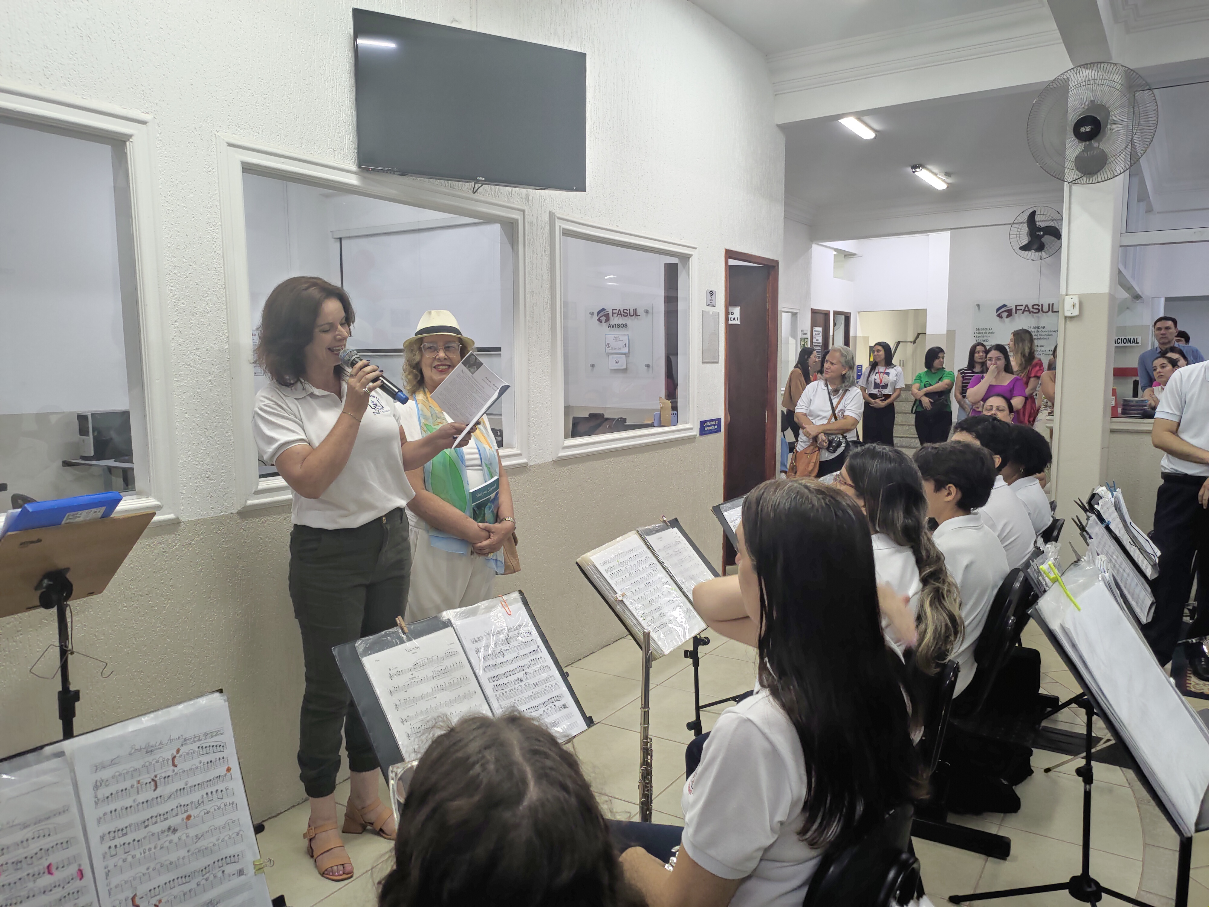 PROJETO: VIVA A VIDA E SUA SAÚDE MENTAL - APRESENTAÇÃO DA BANDA