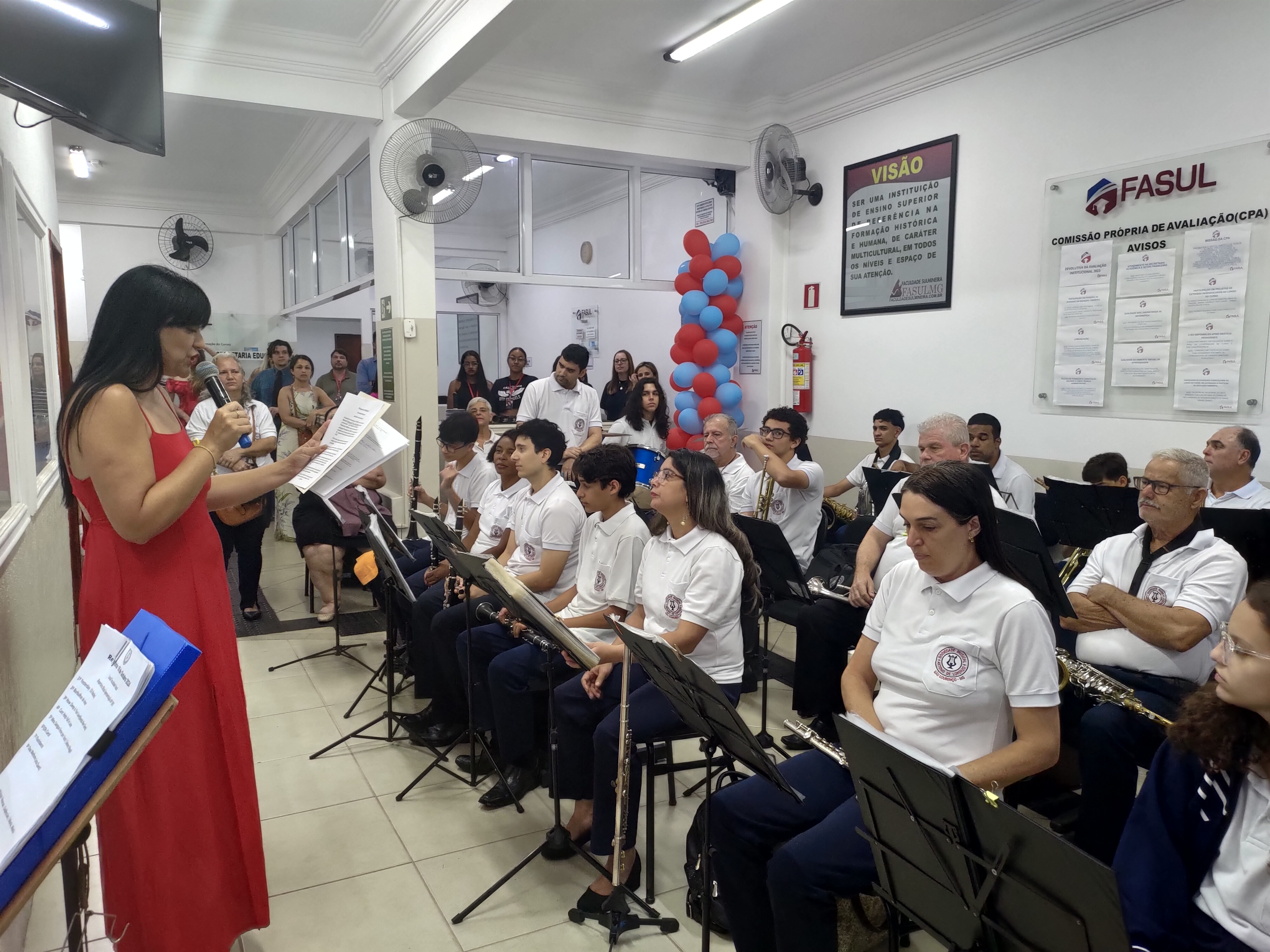 PROJETO: VIVA A VIDA E SUA SAÚDE MENTAL - APRESENTAÇÃO DA BANDA